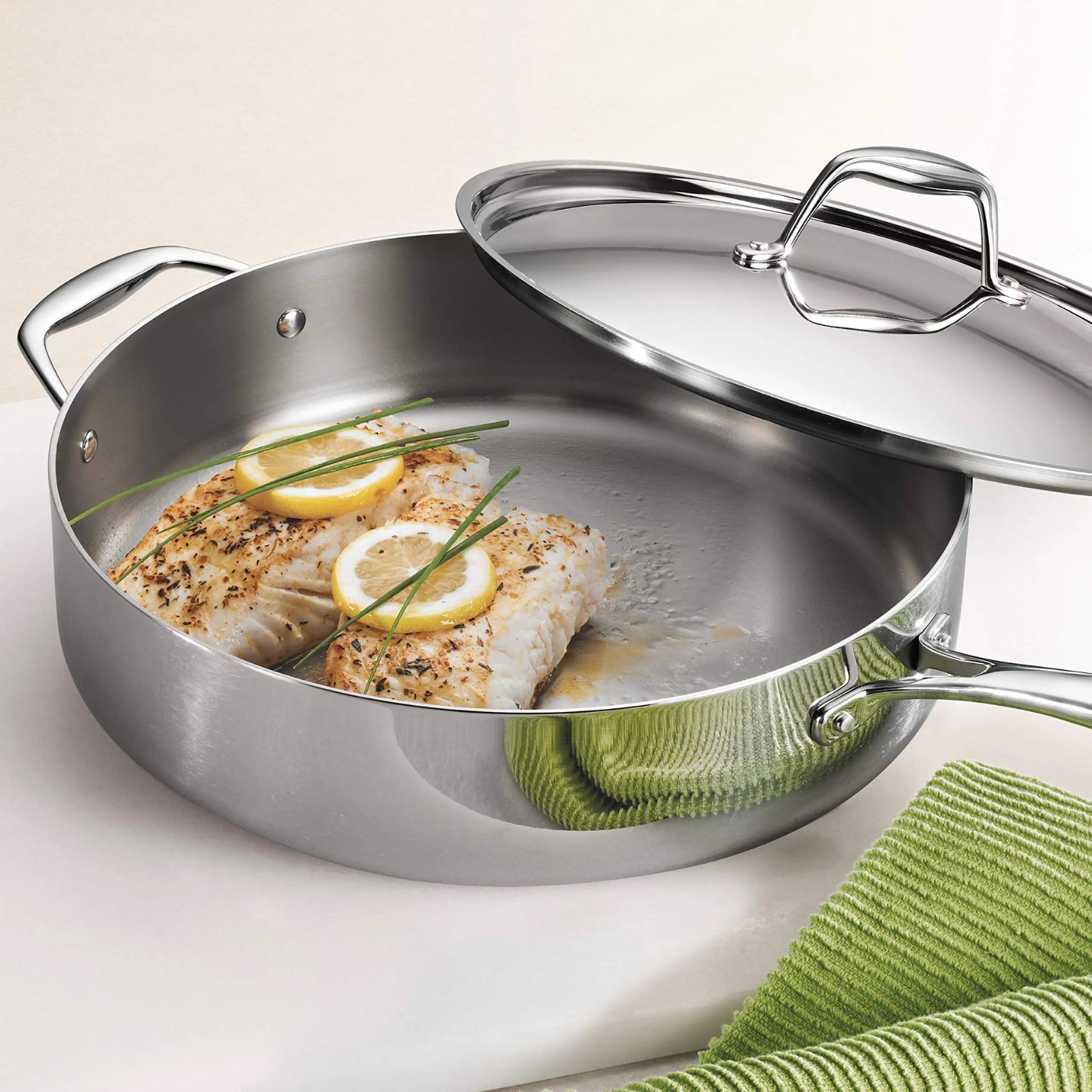 Sauteuse 28 cm Inox 18/10 Triply Collection La Gamme PRO NAP00398 - Napoléon Impérial